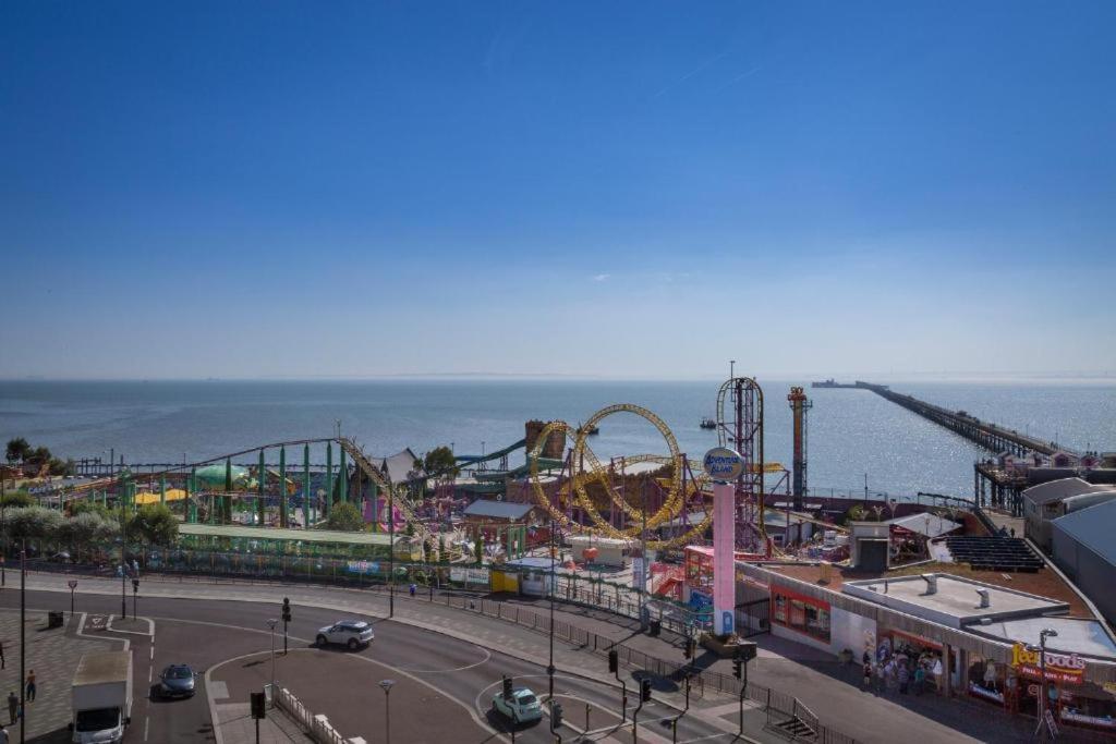 Marine Villa Hotel & Suites - Close To Beach, Train Station & Southend Airport 外观 照片